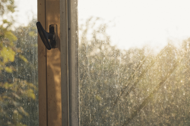 Why the Right Window Cleaning Equipment Matters When Trying to Build Your Brand